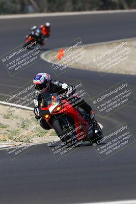 media/Jun-08-2025-TrackDaz (Sun) [[dc1ba13c79]]/C Group/1040pm (Turn 3)/